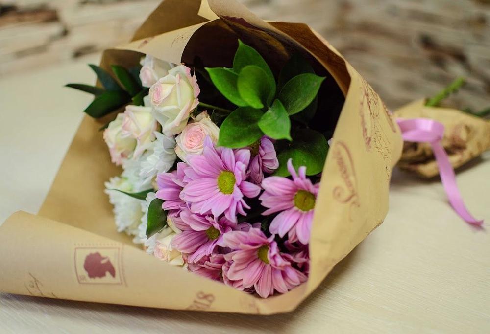 Букет цветов из: Розы и Хризантемы в Новой Деревне