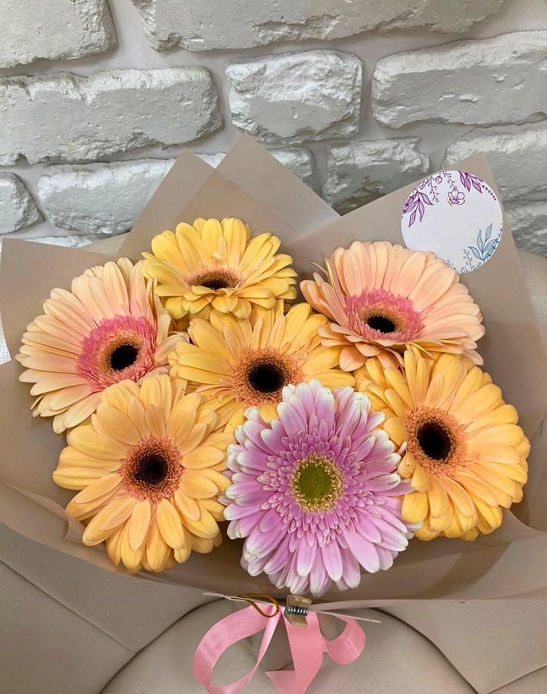 Букет цветов из: Герберы в Новой Деревне