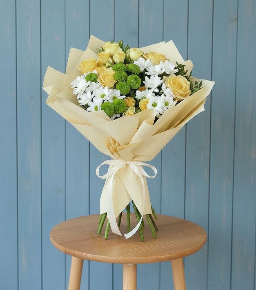 Букет цветов из: Хризантемы и Розы в Новой Деревне