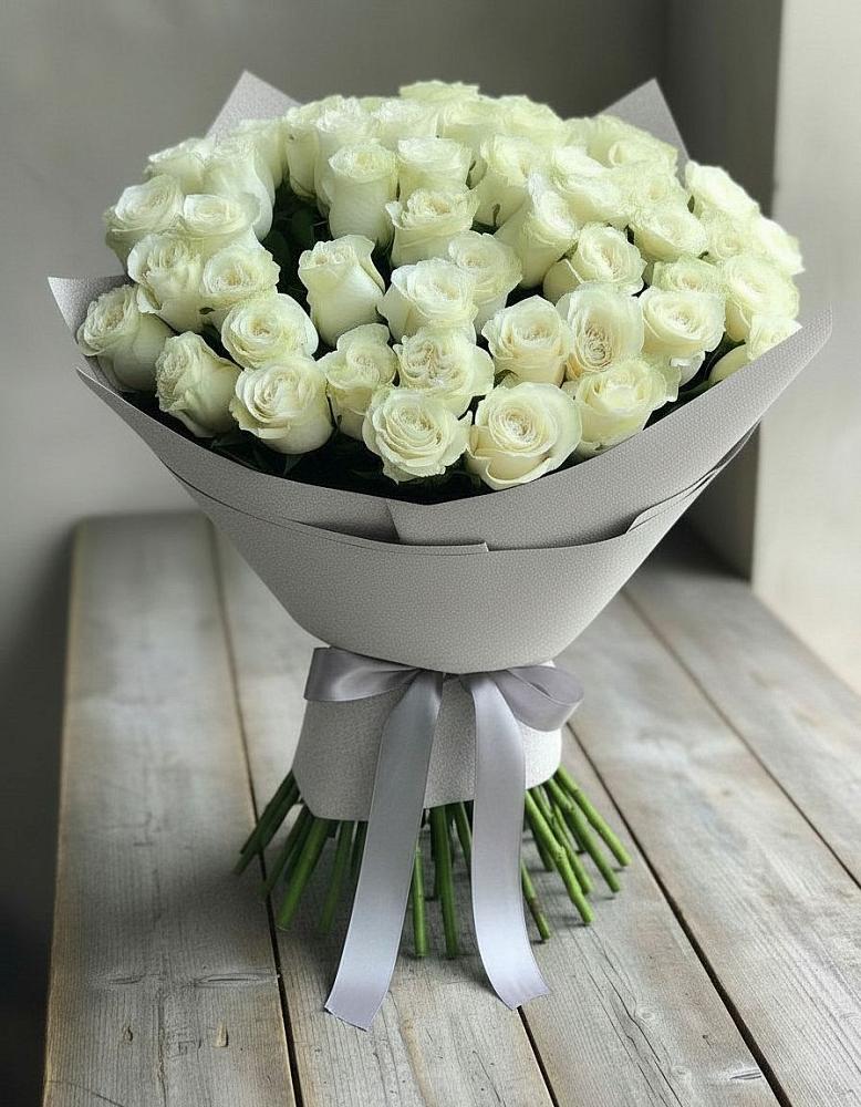 Букет 35 Белых роз в Новой Деревне