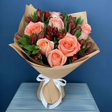 Букет цветов из:  Розы и Альстромерии в Новой Деревне