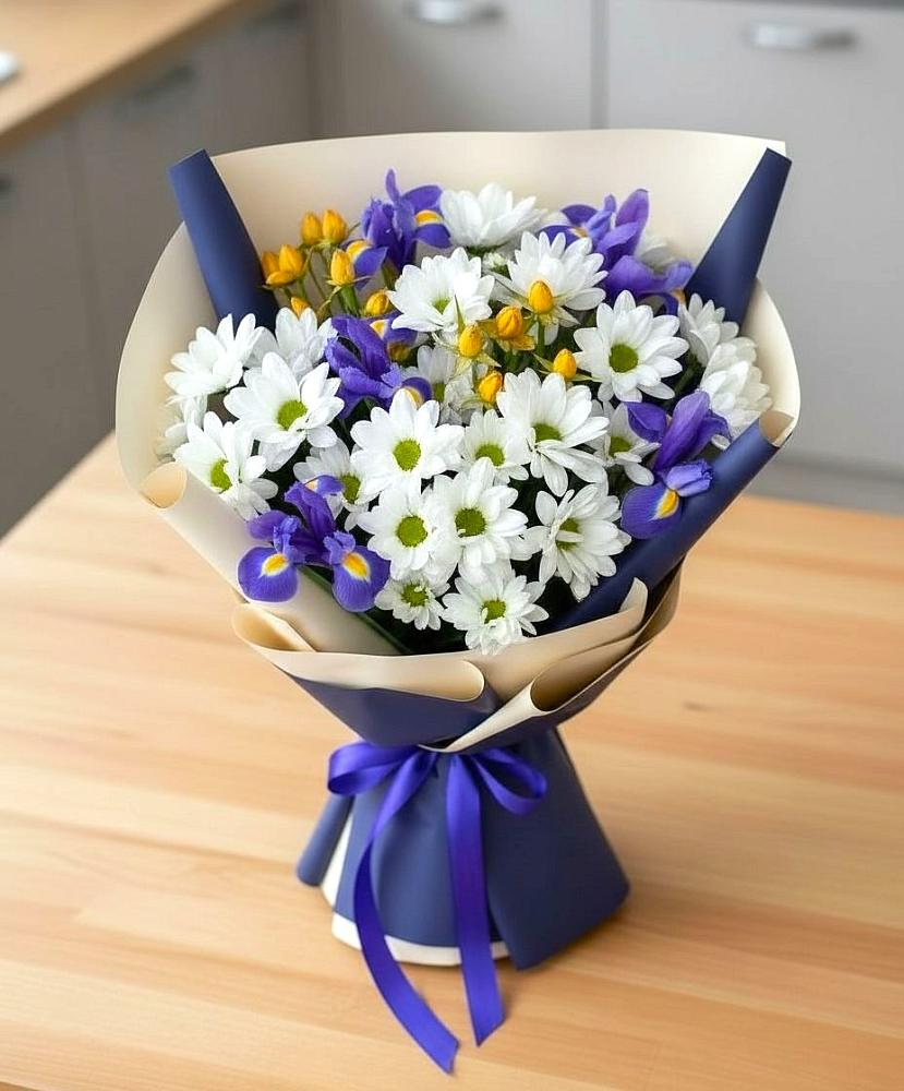 Букет цветов из: Розы, Ирисы и Хризантемы в Новой Деревне