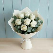 Букет Белые розы в Эвкалипте в Новой Деревне